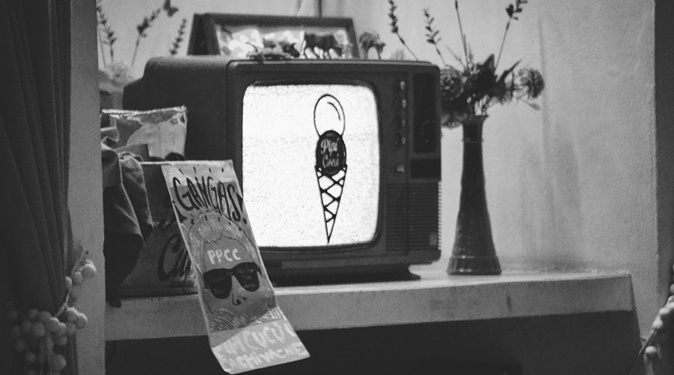 tv commercial being played